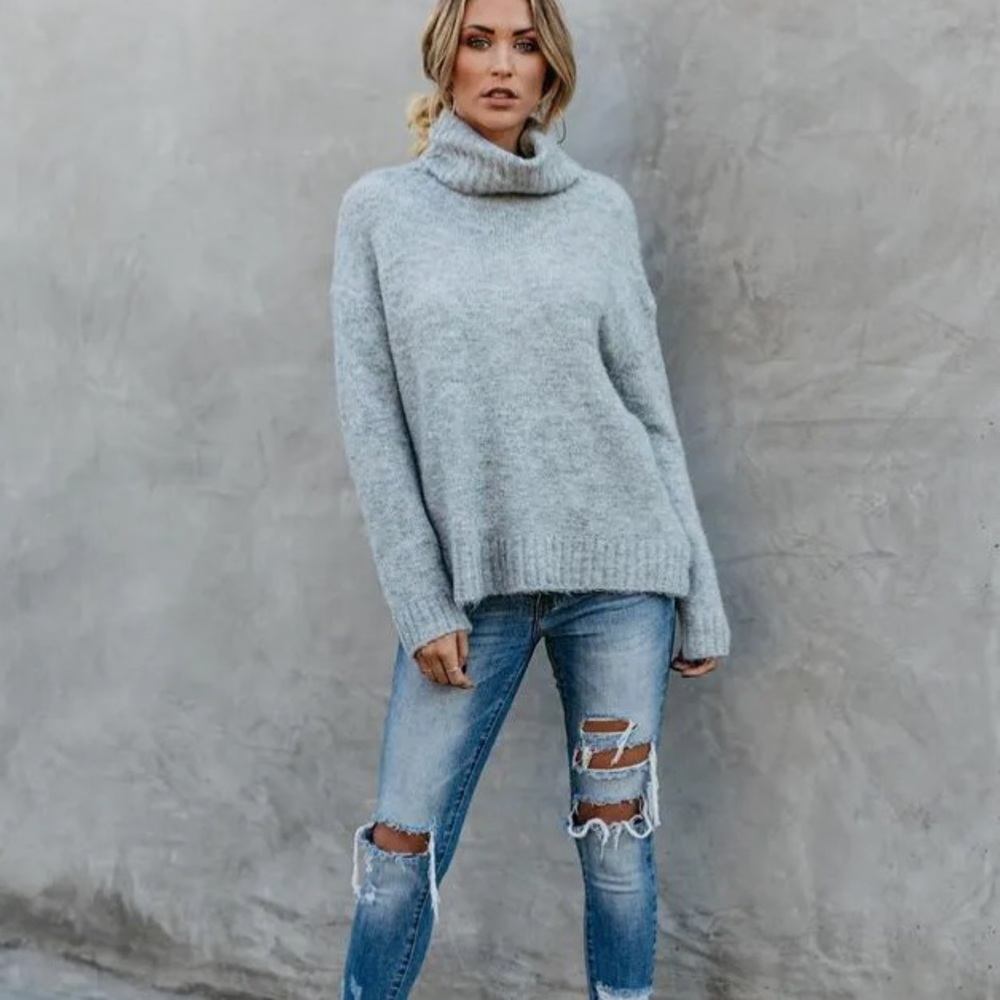 VICI Henry Sweater in Heather Gray
